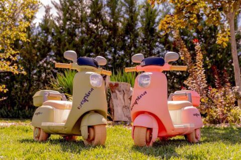 Akülü 3 tekerlekli Çocuk Motoru 6 W Uzaktan Kumandalı 50kilo Taşıma Kapasiteli Müzik Çalarlı 1-6Yaş PEMBE